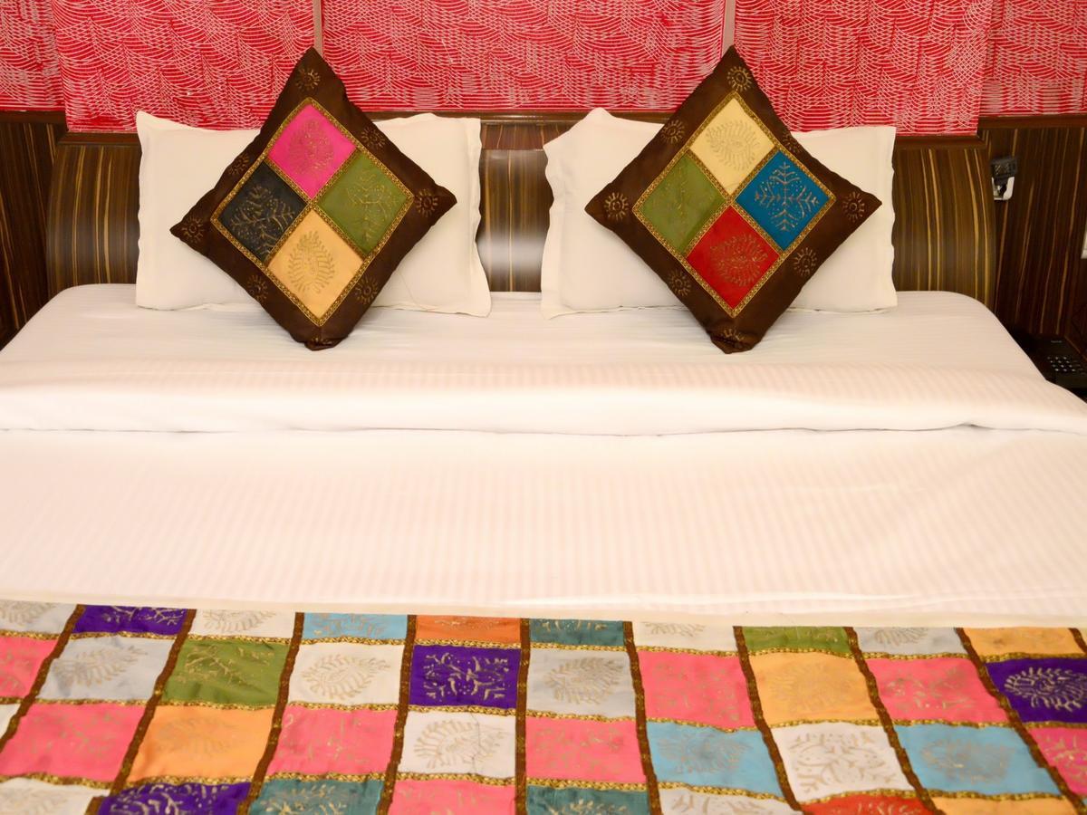 Hotel Metro Jaipur Exteriör bild